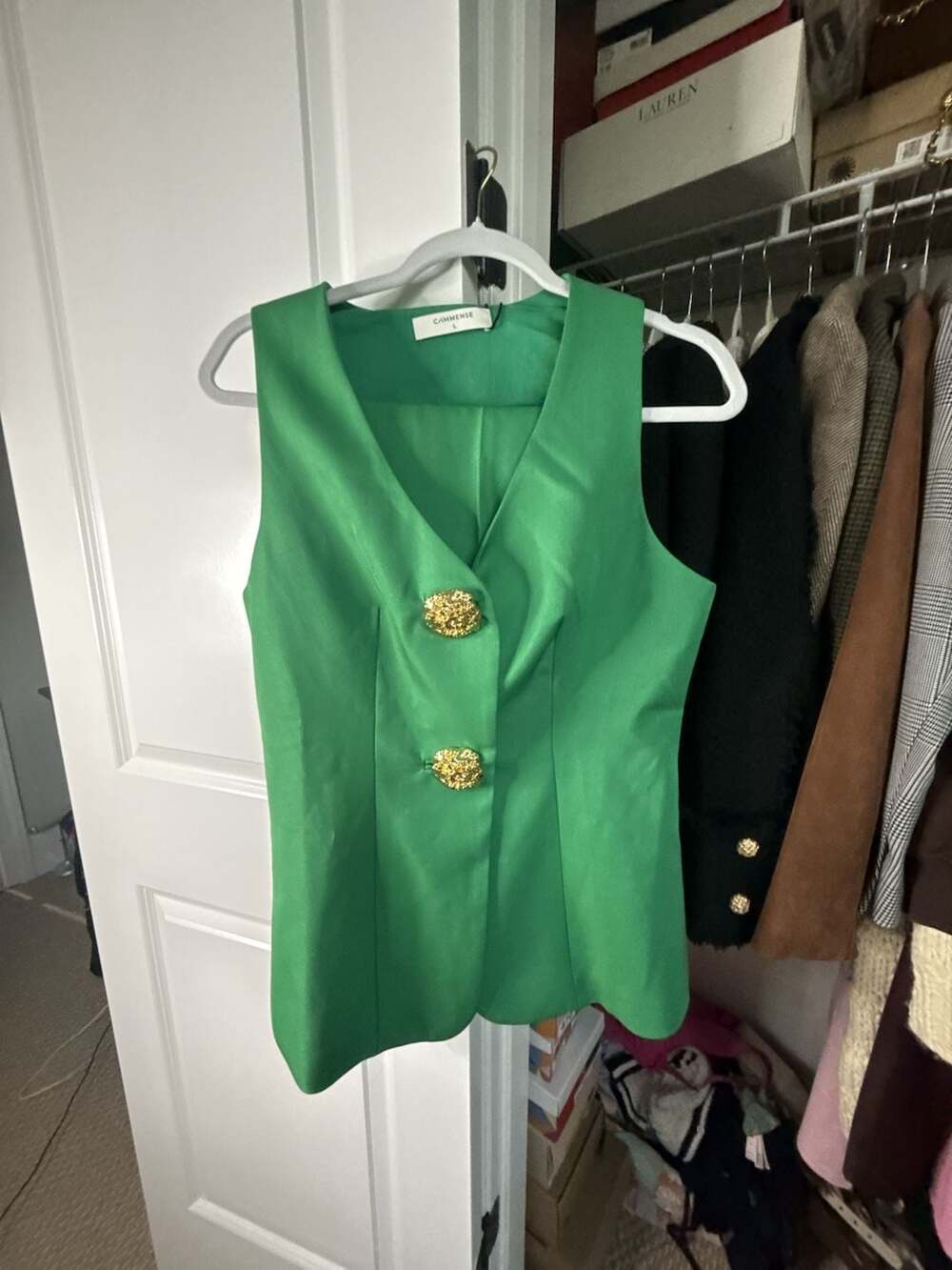 COMMENSE Women's Green V-Neck Vest with Gold Buttons